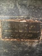 Oude deegbak als bar, Ophalen