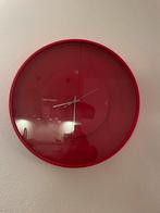 Salt & Pepper Rode Wandklok, Huis en Inrichting, Ophalen of Verzenden, Zo goed als nieuw, Analoog, Wandklok