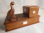 Vintage handgesneden mechanische houten vogel sigarettendoos, Verzamelen, Verzenden, Gebruikt, Overige typen