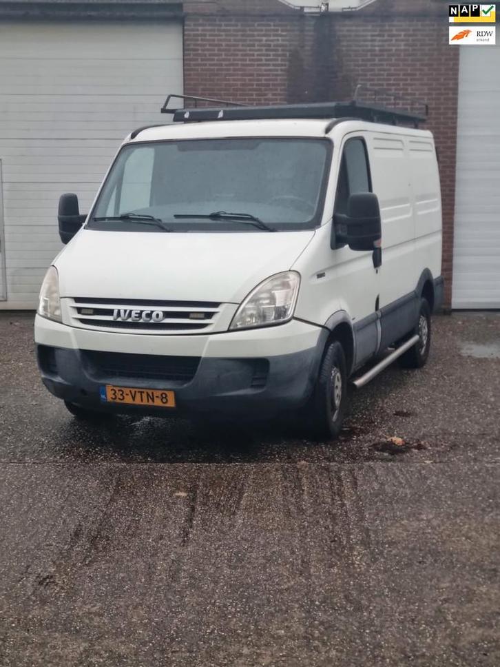Iveco Daily 35S10V 300 H1 L / Trekhaak / Achteruitrijcamera, Auto's, Bestelauto's, Bedrijf, Te koop, ABS, Mistlampen, Startonderbreker