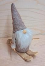 Kerst gnoom op skies, Ophalen of Verzenden, Zo goed als nieuw