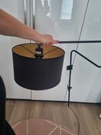 Wandlamp met zwarte kap, Ophalen, Zo goed als nieuw