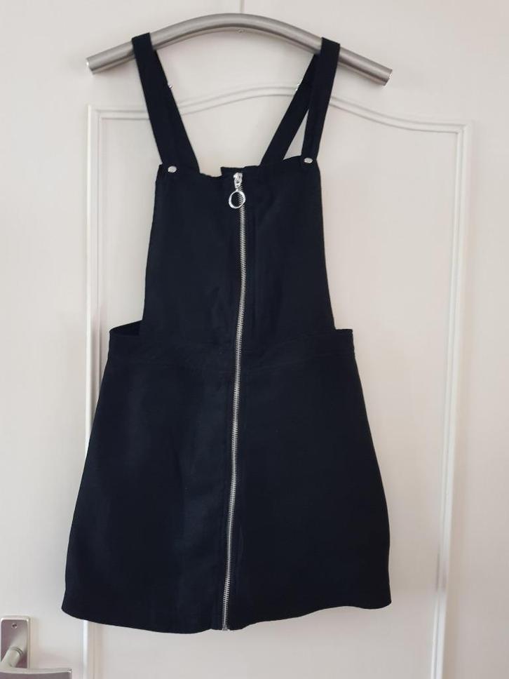 @ Zwarte Jurk met Rits overgooier maat 38 divided, Kleding | Dames, Jurken, Zo goed als nieuw, Maat 38/40 (M), Zwart, Boven de knie