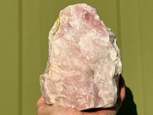 Mega Rozenkwarts ruw mineralen 3 kilo R8, Verzamelen, Mineralen en Fossielen, Mineraal, Ophalen of Verzenden