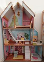 Leuk en groot poppenhuis incl meubeltjes vd foto, Ophalen, Zo goed als nieuw