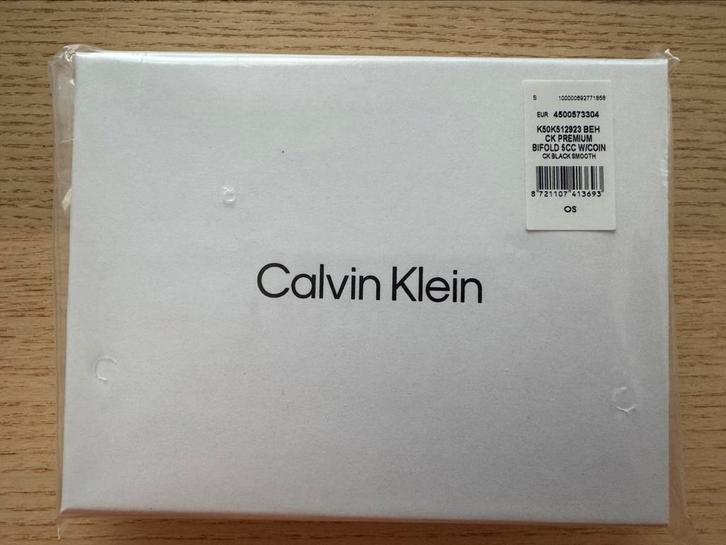 Nieuwe Calvin Klein leren bifold pashouder, Sieraden, Tassen en Uiterlijk, Portemonnees, Nieuw, Overige merken, Zwart, Leer, Ophalen of Verzenden