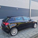 Alfa Romeo Giulietta 1.4 T Progression clima stoelverwarming, Gebruikt, 4 cilinders, Zwart, Bedrijf