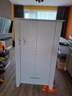 Woood boerenkast Gijs, Ophalen, Zo goed als nieuw