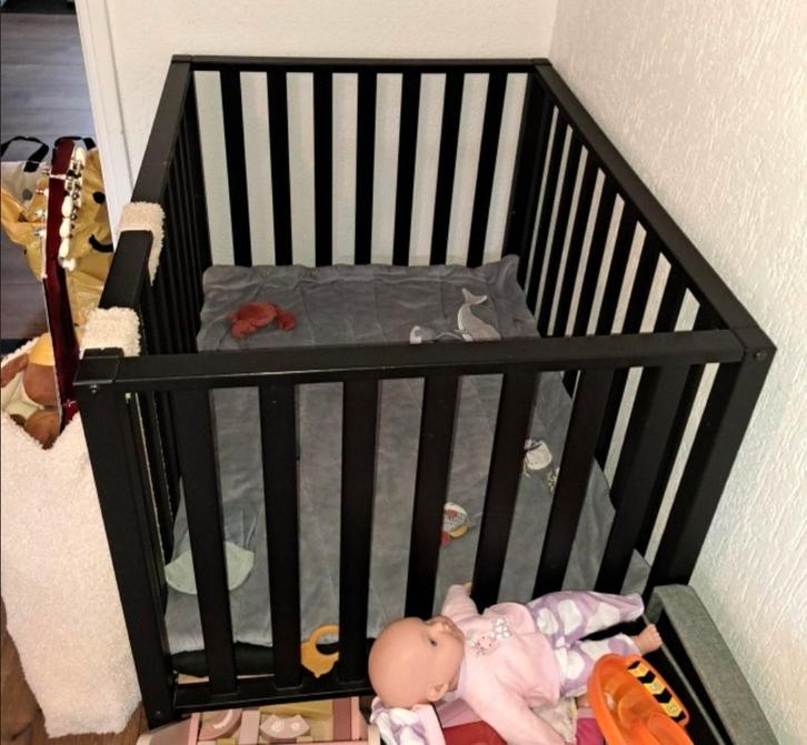 Box met boxkleden en matrasje, Kinderen en Baby's, Boxen, Zo goed als nieuw, Boxkleed, Ophalen