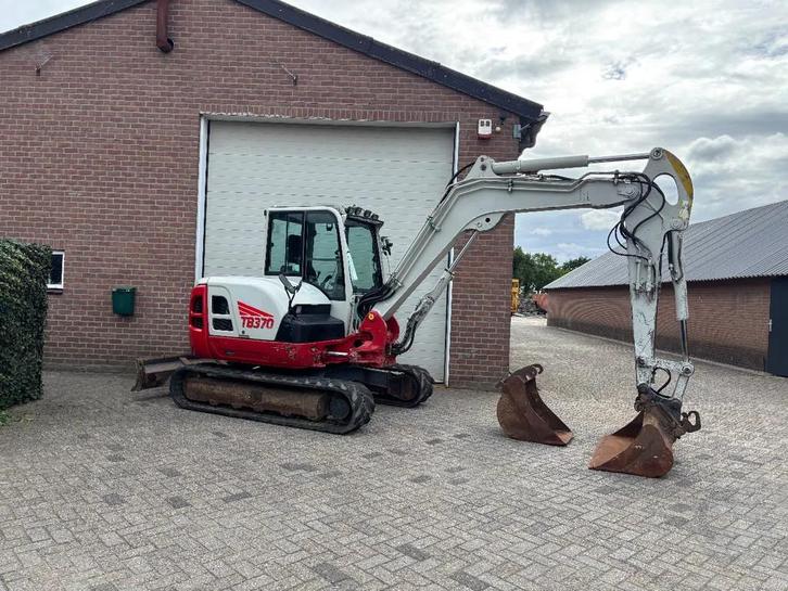 Takeuchi TB370 Minigraver graafmachine (bj 2021), Zakelijke goederen, Machines en Bouw | Kranen en Graafmachines, Graafmachine