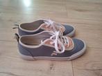 linnen, Kleding | Dames, Schoenen, Ophalen of Verzenden, Zo goed als nieuw, Sneakers of Gympen
