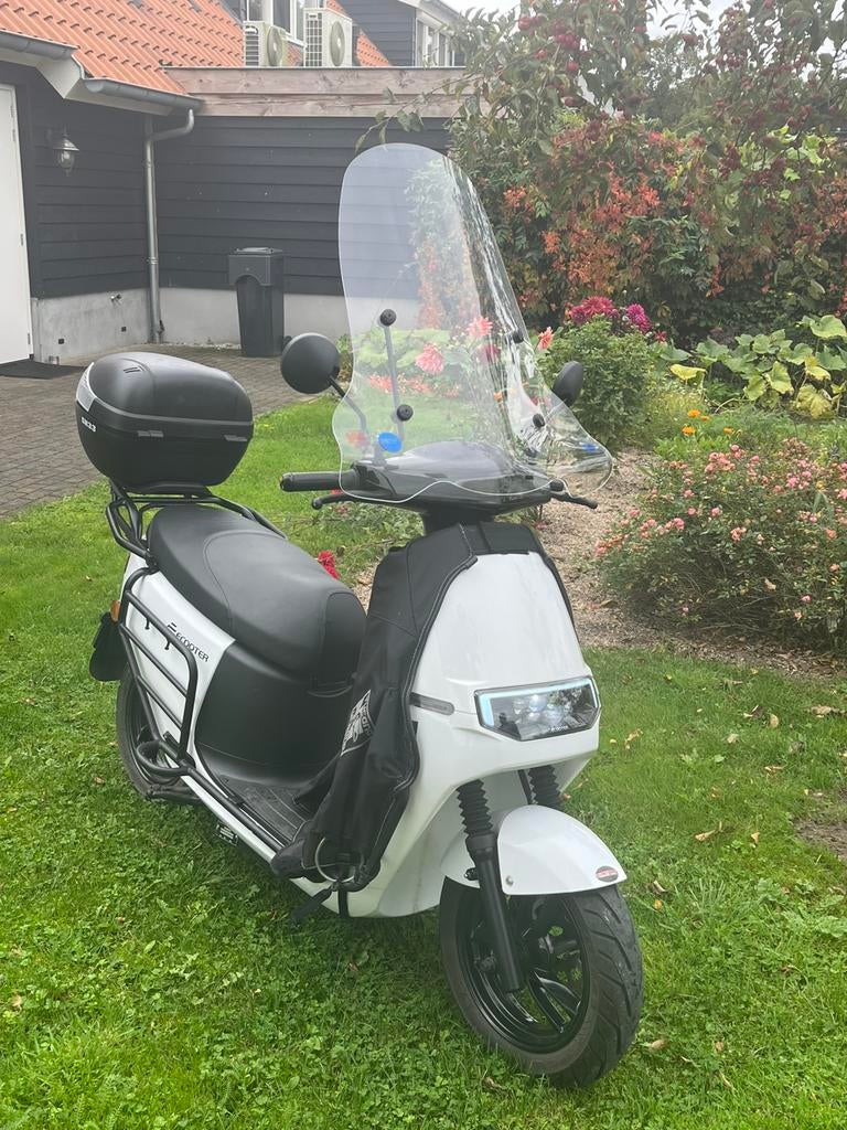 Elektrische scooter Ecooter E2, Fietsen en Brommers, Scooters | Overige merken, Zo goed als nieuw, Elektrisch, Ophalen