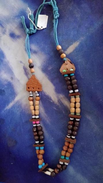 Native American Tribal Bone Choker: A2 beschikbaar voor biedingen