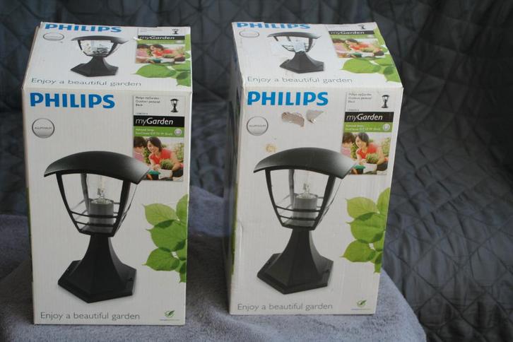 2,nieuw mooie Philips buitenlampen, Tuin en Terras, Buitenverlichting, Nieuw, Staande lamp, Aluminium, 50 tot 250 watt, Netvoeding