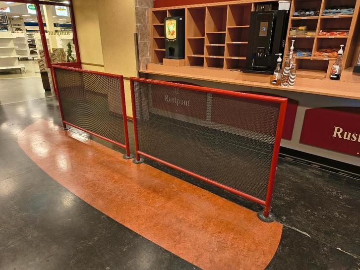 4 st. Metalen hek afscheiding hekwerk 170x1,05 m., Tuin en Terras, Tuinhekken en Hekwerk, Gebruikt, Sierhekwerk, IJzer, Ophalen