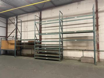 Magazijnstelling  beschikbaar voor biedingen