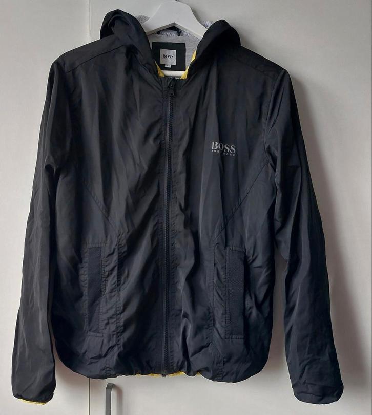 Hugo Boss jas maat 176, Kinderen en Baby's, Kinderkleding | Maat 176, Zo goed als nieuw, Jongen, Jas, Ophalen of Verzenden