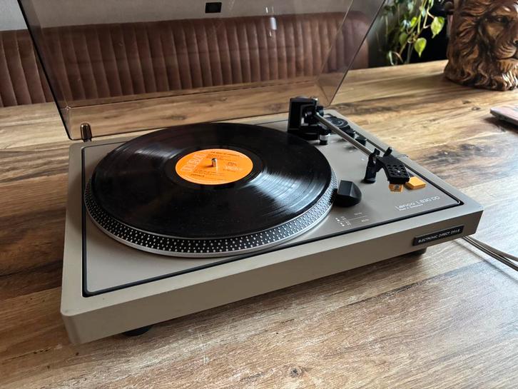 Lenco L830 DD direct drive platenspeler met Nagaoka MP-110, Audio, Tv en Foto, Platenspelers, Zo goed als nieuw, Platenspeler
