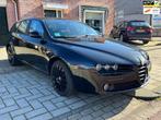 Alfa Romeo 159 Sportwagon 2.2 JTS Selespeed TI, Auto's, Gebruikt, 4 cilinders, Alcantara, Zwart