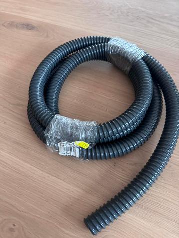 Afvalwaterslang 25 mm / 2,5 m beschikbaar voor biedingen