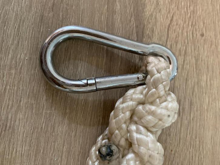 Karbijnhaken en d sluiting in verschillende maten, Doe-het-zelf en Verbouw, IJzerwaren en Bevestigingsmiddelen, Zo goed als nieuw