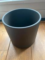 Mooie donkergrijze bloempot van Mica Decorations, Ophalen, Kunststof, Rond, Binnen