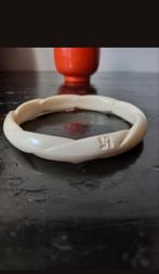 Vintage 1970s-1980s Franse luciet acryl armband Yves Roger, Ophalen of Verzenden, Zo goed als nieuw, Overige materialen