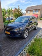 Volkswagen Tiguan 1.4 TSI handgeschakeld 2011 panorama dak, Auto's, Voorwielaandrijving, 15 km/l, 74 €/maand, 4 cilinders