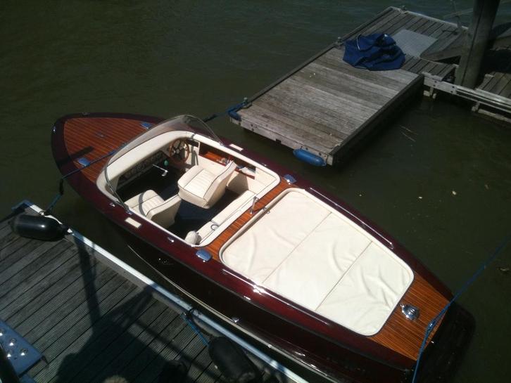 Boesch 580 Acapulco de Luxe incl. pega trailer, Watersport en Boten, Speedboten, Gebruikt, 3 tot 6 meter, Benzine, 200 pk of meer