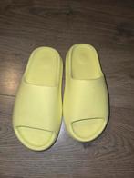 Yeezy Slide - Maat 40, Kleding | Heren, Schoenen, Ophalen of Verzenden
