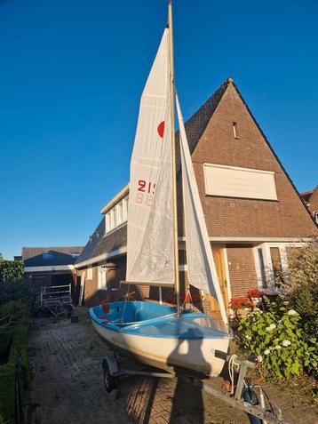 Open zeilboot type Piaf beschikbaar voor biedingen