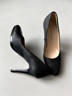 Peter Kaiser pumps mat zwart leer / maat 37, Kleding | Dames, Schoenen, Pumps, Zwart, Zo goed als nieuw, Ophalen
