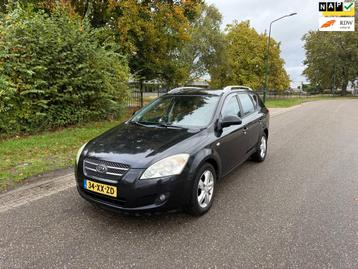 Kia Cee'd Sporty Wagon 2.0 X-clusive LEDER/STOELVERW/CLIMA/T beschikbaar voor biedingen
