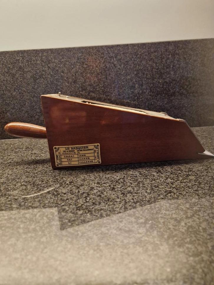 Vintage Kaartendeck Verdeler 'Le Banquier', Antiek en Kunst, Antiek | Overige Antiek, Ophalen of Verzenden