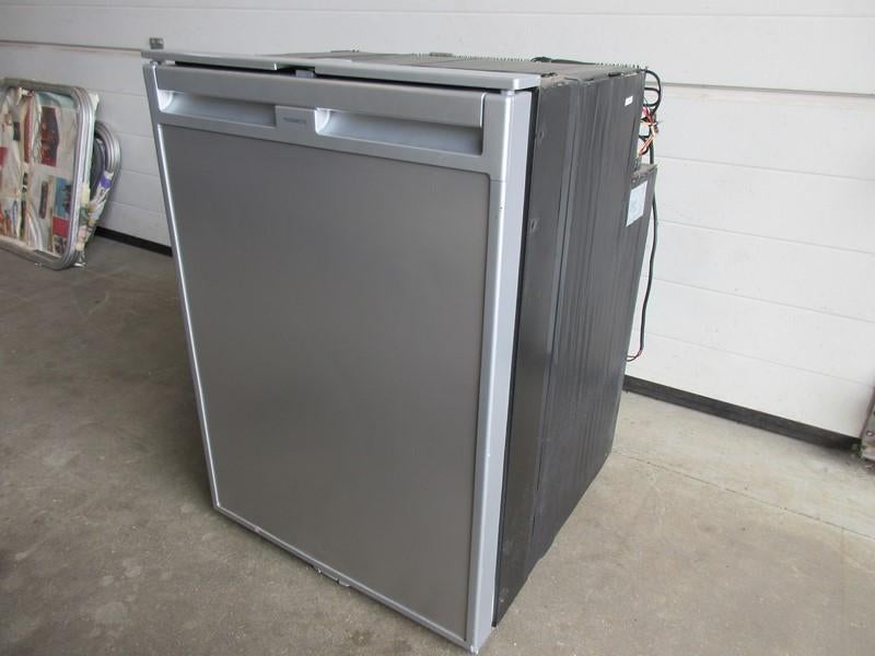 Compressor koelkast Dometic 12/24 Volt, 110 liter, Watersport en Boten, Accessoires en Onderhoud, Gebruikt, Kombuis en Sanitair