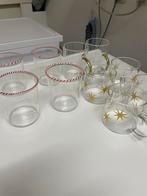10 Kerst Kopjes - Feestelijke Set, Huis en Inrichting, Keuken | Servies, Gebruikt, Ophalen of Verzenden, Glas, Overige stijlen