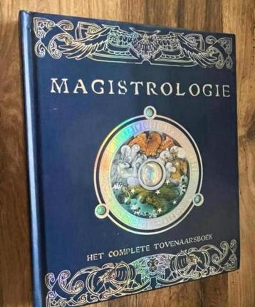 Magistrologie: het complete tovenaarsboek beschikbaar voor biedingen