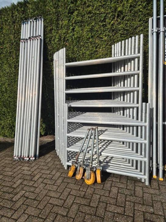 Super nette aluminium rolsteiger 12.20 meter, Doe-het-zelf en Verbouw, Steigers, Gebruikt, Rolsteiger of Kamersteiger, 5 meter of hoger