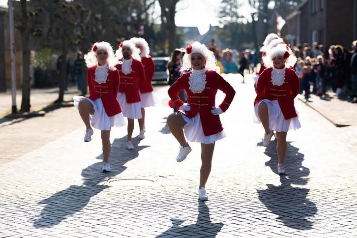 Loopgroep carnaval, Kleding | Dames, Carnavalskleding en Feestkleding, Zo goed als nieuw, Carnaval, Maat 46/48 (XL) of groter