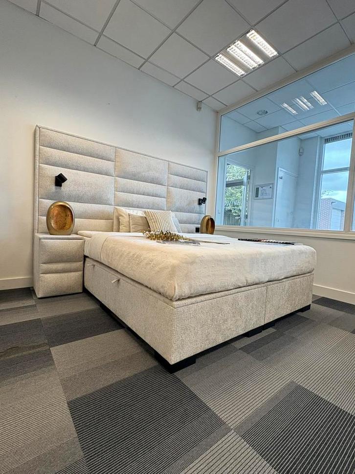 Boxspring Lux met Opbergruimte, Huis en Inrichting, Slaapkamer | Bedden, Nieuw, Tweepersoons, 180 cm, 200 cm, Hout, Crème, Ophalen of Verzenden