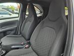 Toyota Aygo X 1.0 VVT-i MT Pulse | org NL en 1e Eigenaar | R, Stof, Gebruikt, Euro 6, 4 stoelen