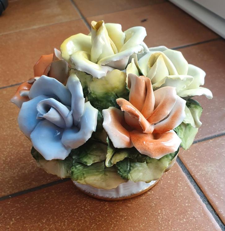 Porseleinen bloemstuk-Porfin Cluj-Nopaca IRIS, Huis en Inrichting, Woonaccessoires | Wanddecoraties, Gebruikt, Ophalen of Verzenden