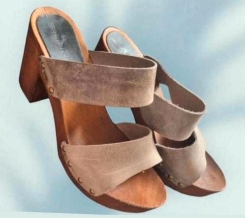 ✨️ESPRIT Zomer Instappers Maat 37 Topstaat✨️, Kleding | Dames, Schoenen, Zo goed als nieuw, Instappers, Beige, Ophalen of Verzenden