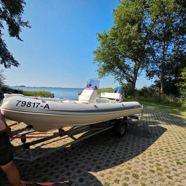 Grand S470  inclusief nieuwe Honda BF 60 en trailer, Watersport en Boten, Rubberboten, Zo goed als nieuw, Overige merken, Overige materialen