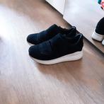 Uggs sneakers 38, Ophalen of Verzenden, Zo goed als nieuw, Zwart, Sneakers of Gympen