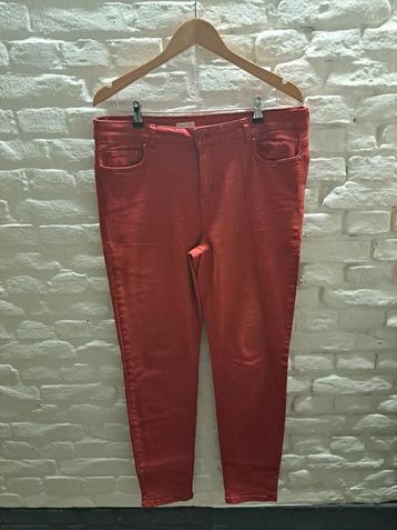 Yest Spijkerbroek Maat 46 beschikbaar voor biedingen