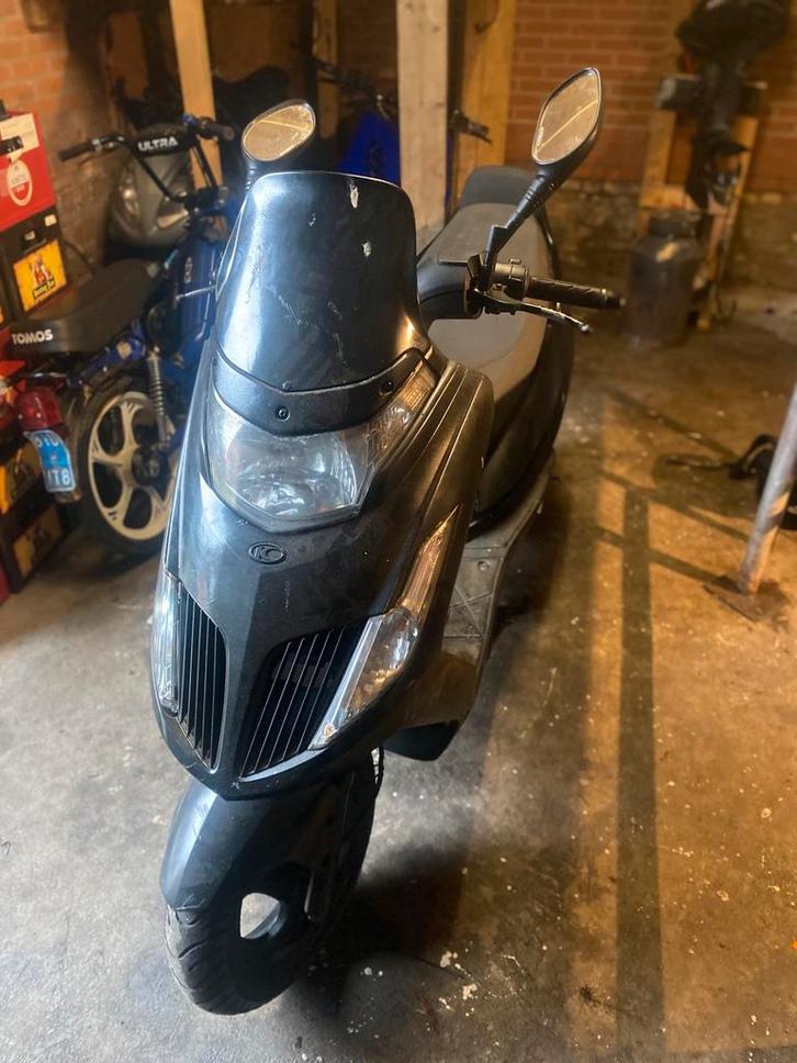 Kymco Dink 2010 (gele plaat GEEN WOK), Fietsen en Brommers, Scooters | Kymco, Gebruikt, Overige modellen, Maximaal 45 km/u, Benzine