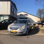 Opel Corsa 1.4-16V Cosmo Goed rijdende Opel Corsa 5 deurs me, Voorwielaandrijving, 1063 kg, Gebruikt, 4 cilinders