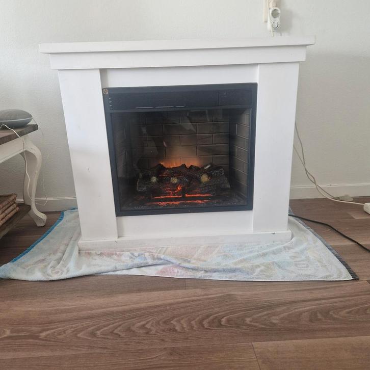 Sierhaard inclusief schouw, Huis en Inrichting, Haarden, Gebruikt, Elektrische haard, Ophalen