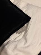 2 zwarte kussens Go’round fluweel, Ophalen of Verzenden, Zo goed als nieuw, Zwart, Vierkant